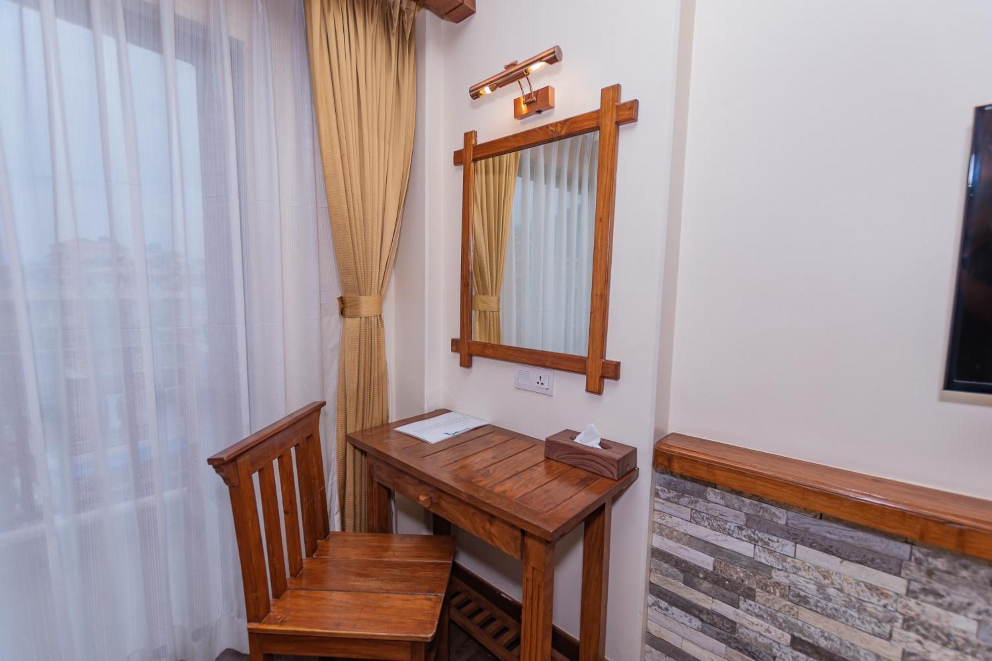 Pokhara Batika Hotel Kültér fotó