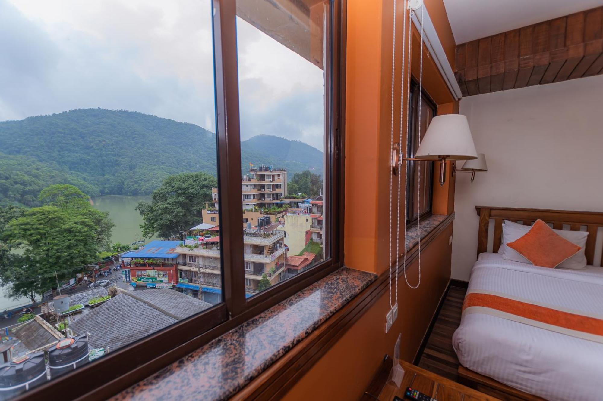 Pokhara Batika Hotel Kültér fotó