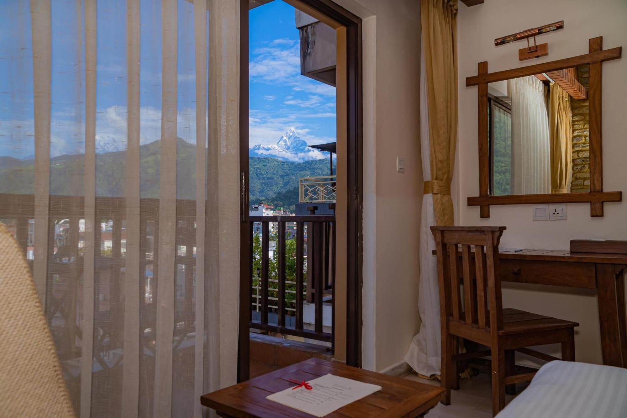 Pokhara Batika Hotel Kültér fotó